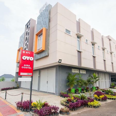 Отель Oyo 871 Aira Costel Чианджур Экстерьер фото